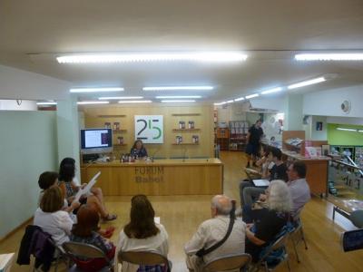La conferencia Viernes 13 de Pilar Bellés Pitarch triunfa en Librería Babel de Castellón